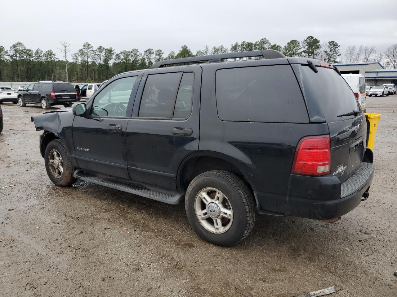2005 Ford Explorer VIN 1FMZU63K75UA41491 Copart auction photo, front end damage thumbnail 2