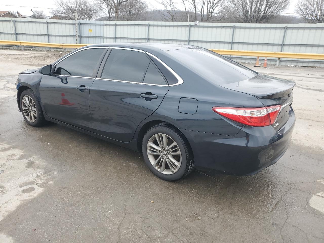 2016 Toyota Camry VIN 4T1BF1FK9GU142626 Copart auction photo, front end damage thumbnail 2