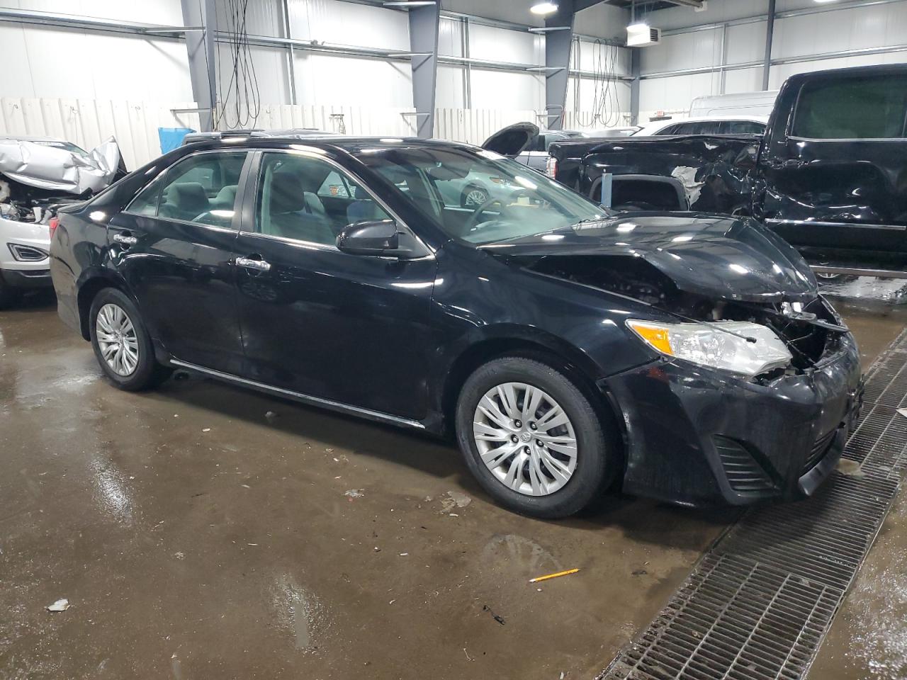 2014 Toyota Camry VIN 4T1BF1FK1EU323023 Copart auction photo, front end damage thumbnail 4