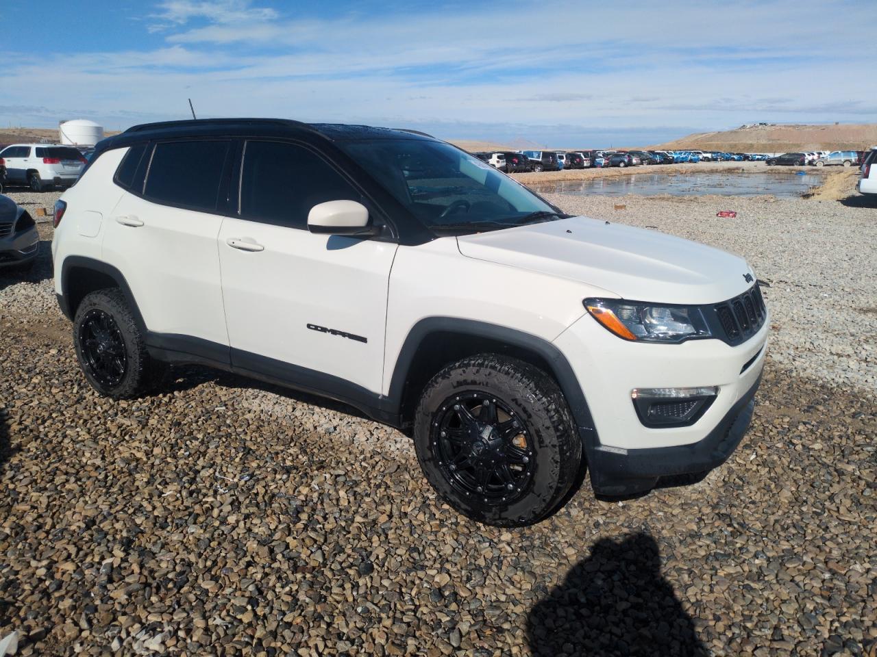 2019 Jeep Compass VIN 3C4NJDBB5KT595068 Copart auction photo, front end damage thumbnail 4