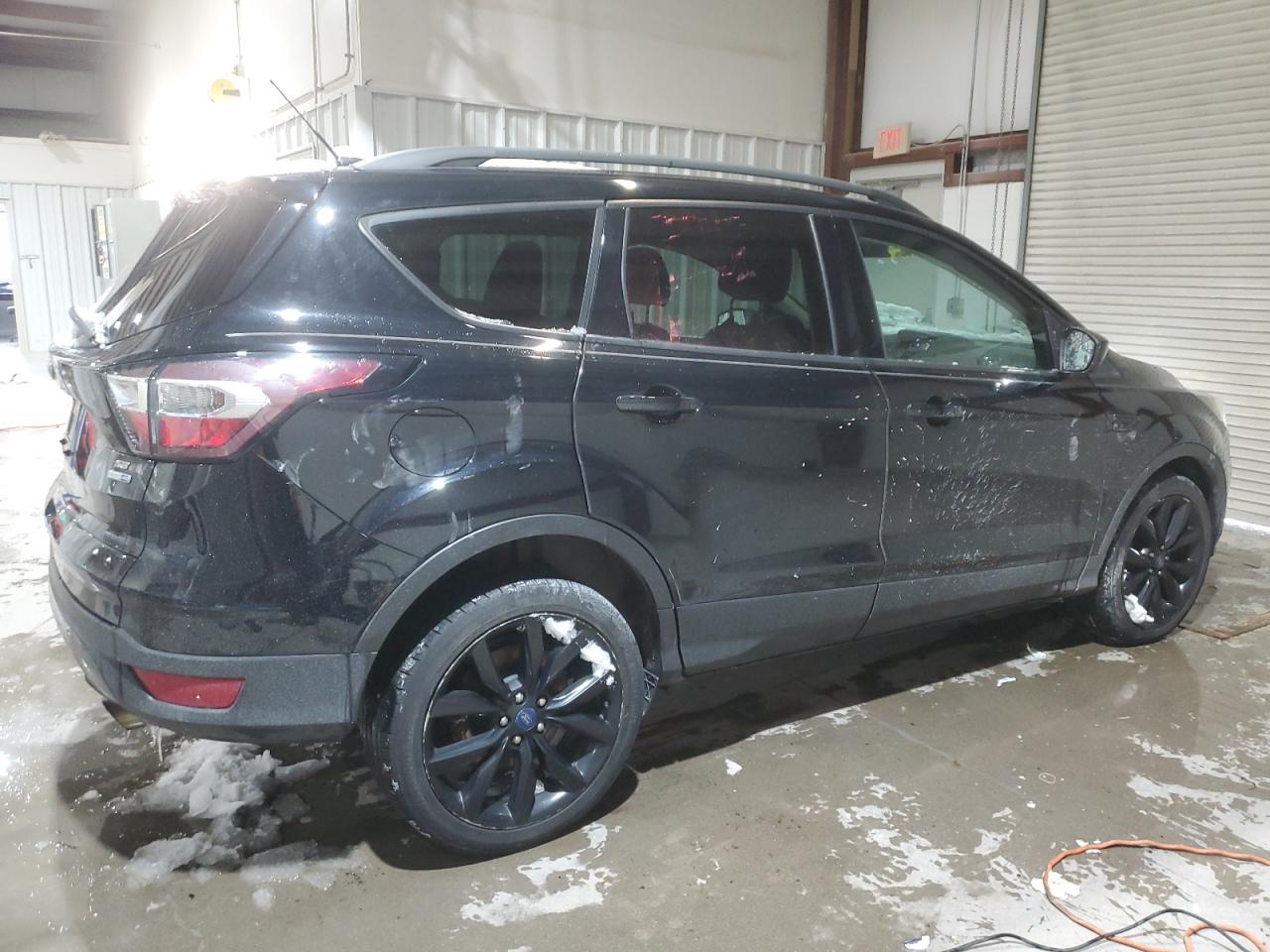 2017 Ford Escape VIN 1FMCU9GD6HUB85427 Copart auction photo, front end damage thumbnail 3