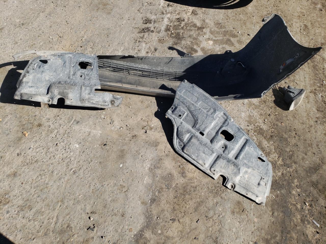 2004 Lexus ES VIN JTHBA30G045014475 Copart auction photo, front end damage thumbnail 12