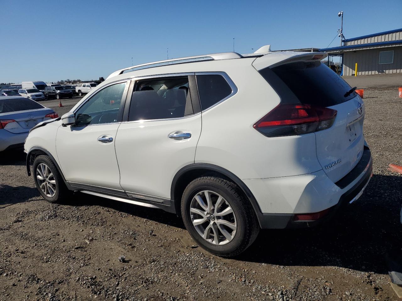 2020 Nissan Rogue VIN 5N1AT2MTXLC761130 Copart auction photo, front end damage thumbnail 2