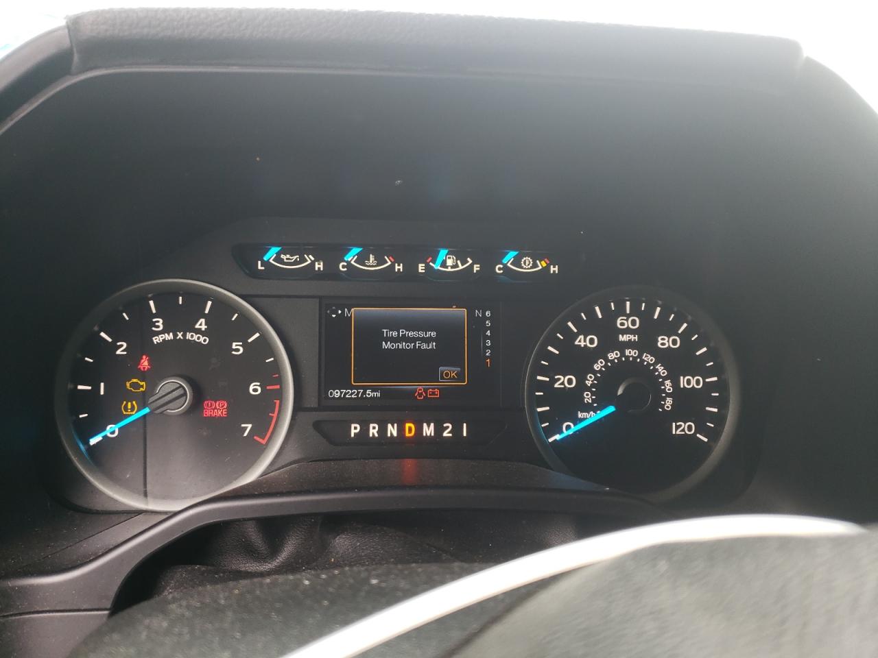 2016 Ford F-150 VIN 1FTEW1EFXGFB66220 Copart auction photo, vandalism damage thumbnail 9