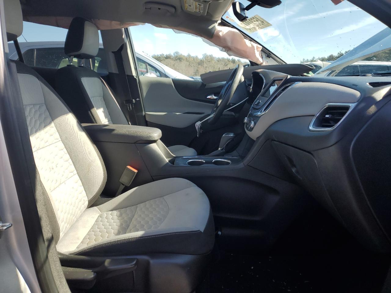 2019 Chevrolet Equinox VIN 3GNAXSEV9KS677115 Copart auction photo, side / front end damage thumbnail 7