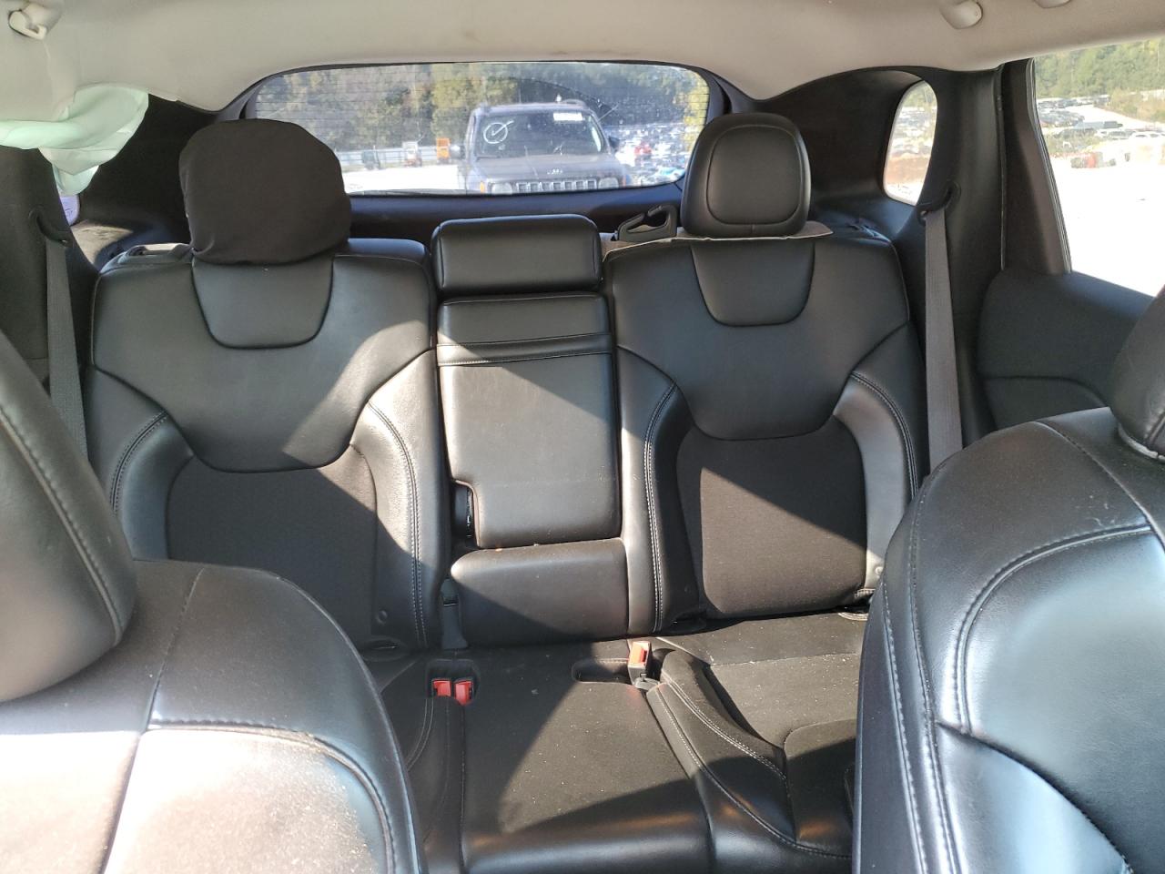 2019 Jeep Grand Cherokee VIN 1C4PJLLB3KD318751 Copart auction photo, front end damage thumbnail 10
