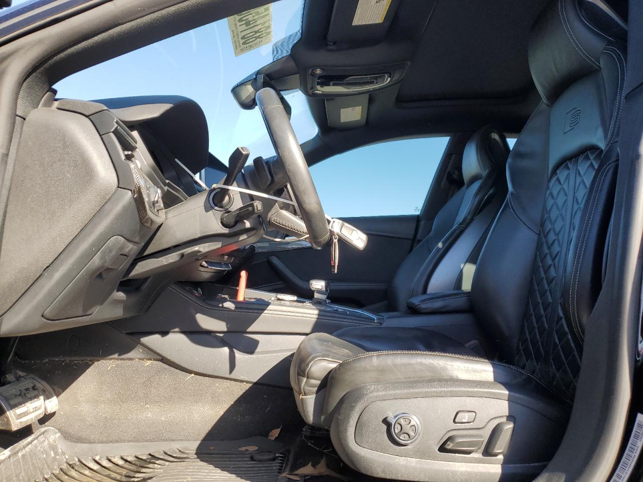 2018 Audi RS5 VIN WAUC4CF57JA128766 Copart auction photo, water/flood / minor dent/scratches damage thumbnail 7