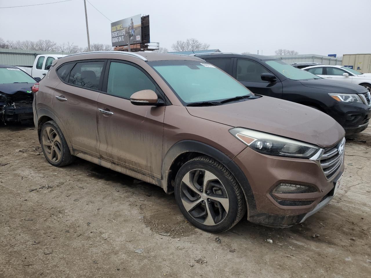 2017 Hyundai Tucson VIN KM8J33A25HU321870 Copart auction photo, rear end / side damage thumbnail 4