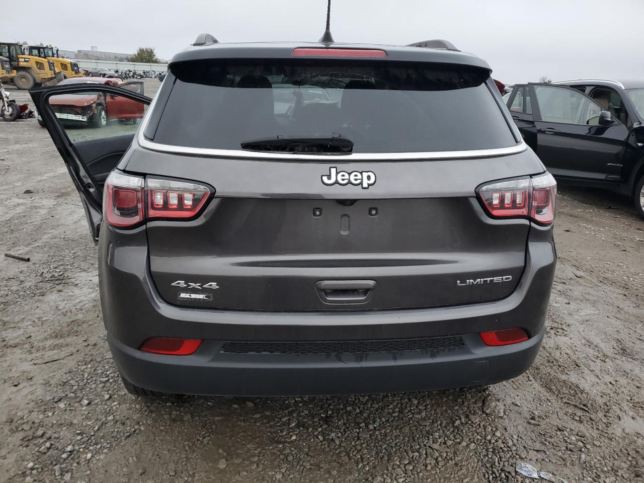 2017 Jeep Compass VIN 3C4NJDCB7HT629261 Copart auction photo, biohazard/chemical / all over damage thumbnail 6