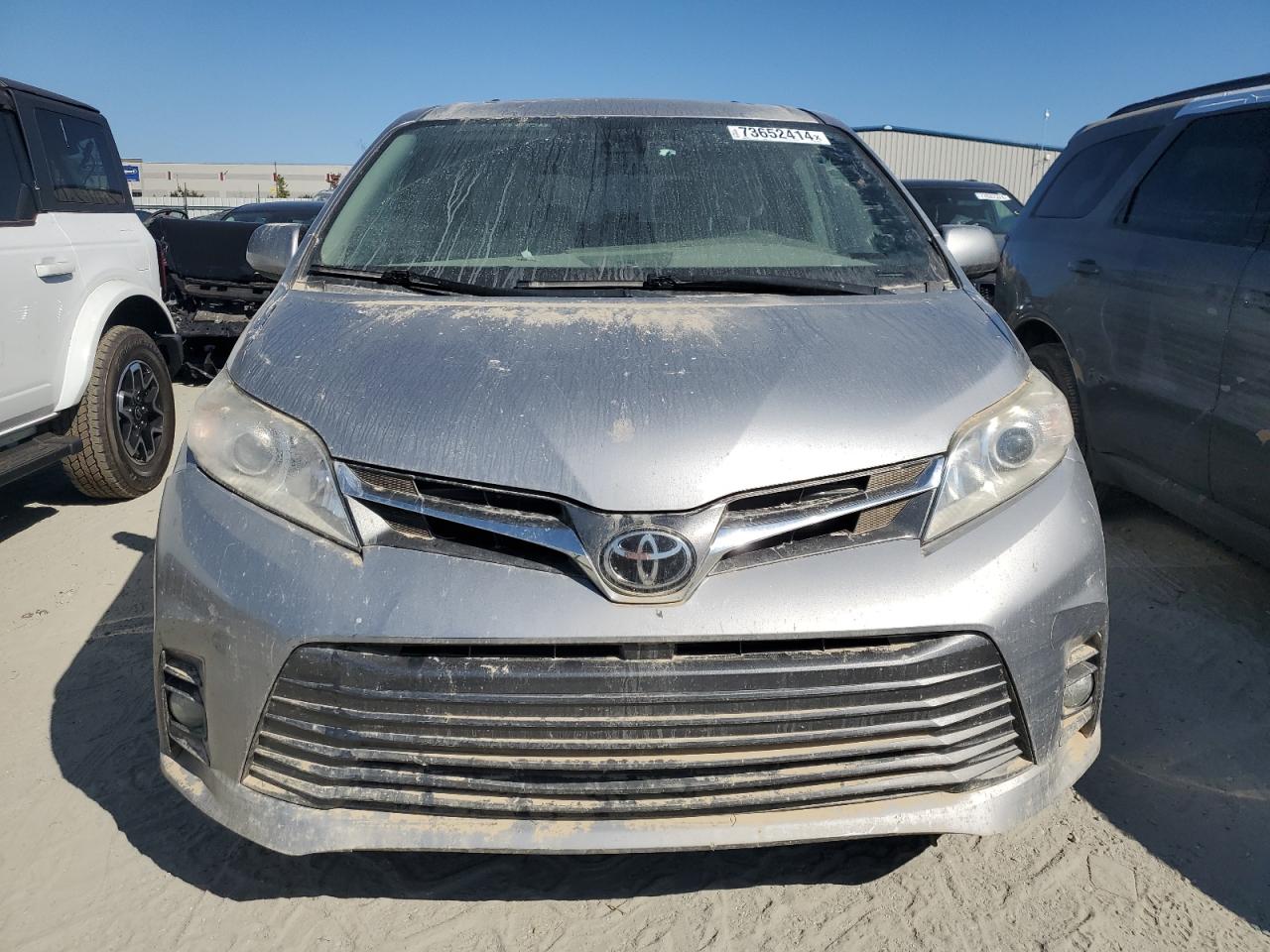 2018 Toyota Sienna VIN 5TDYZ3DC7JS926098 Copart auction photo, water/flood damage thumbnail 5
