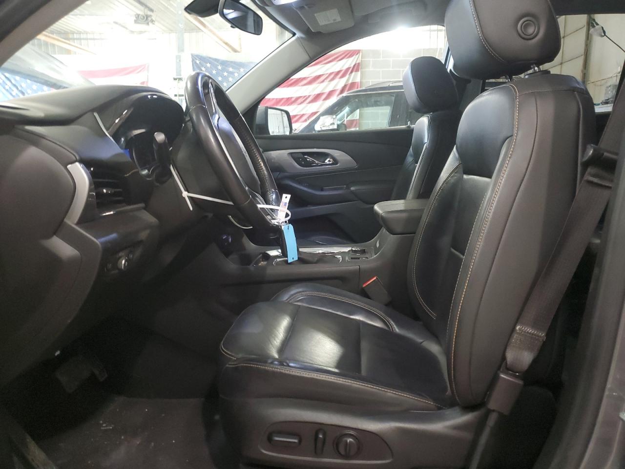 2021 Chevrolet Traverse VIN 1GNEVHKW8MJ122491 Copart auction photo, front end / hail damage thumbnail 7