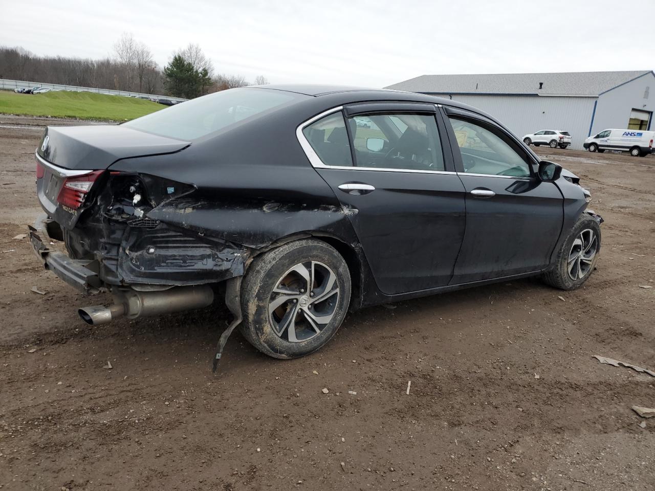 2017 Honda Accord VIN 1HGCR2F39HA216405 Copart auction photo, rear end / front end damage thumbnail 3