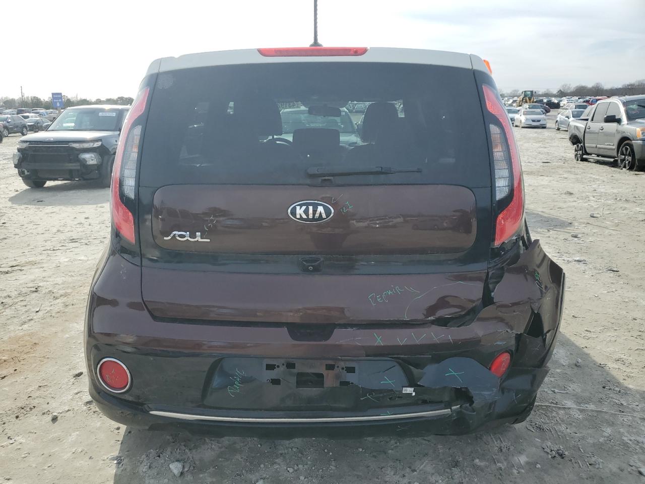 2017 KIA Soul VIN KNDJP3A5XH7468445 Copart auction photo, rear end / front end damage thumbnail 6