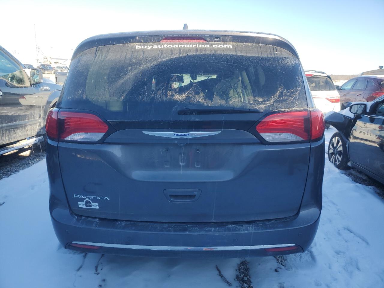 2017 Chrysler Pacifica VIN 2C4RC1EG6HR643836 Copart auction photo, all over / undercarriage damage thumbnail 6