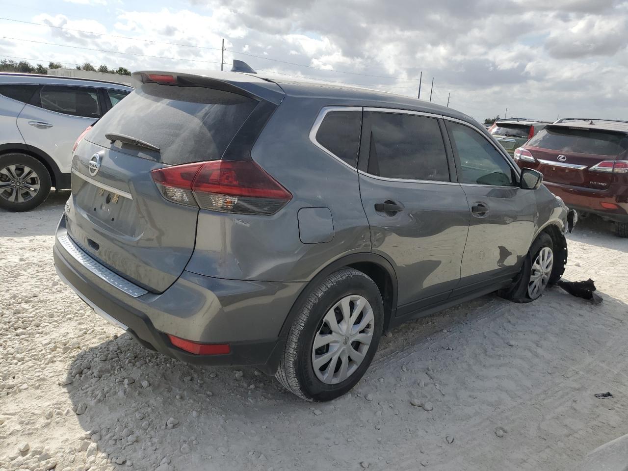 2020 Nissan Rogue VIN 5N1AT2MT9LC799271 Copart auction photo, front end damage thumbnail 3