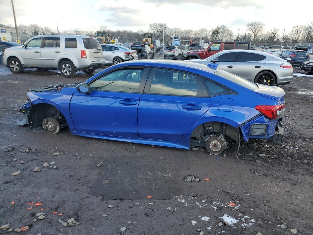 2022 Honda Civic VIN 2HGFE2F54NH557492 Copart auction photo, vandalism / front end damage thumbnail 2