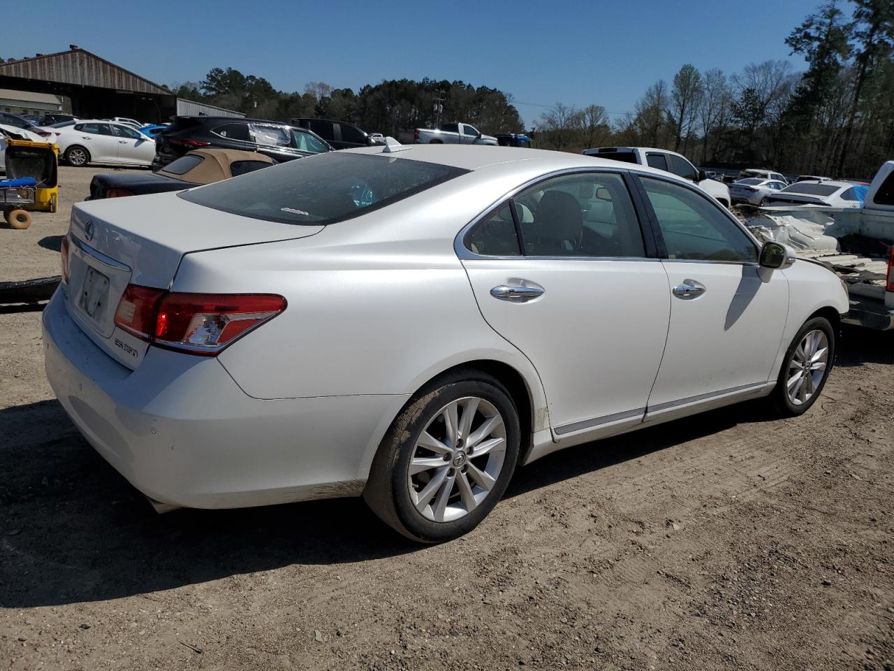 2010 Lexus ES VIN JTHBK1EG4A2354218 Copart auction photo, front end / minor dent/scratches damage thumbnail 3