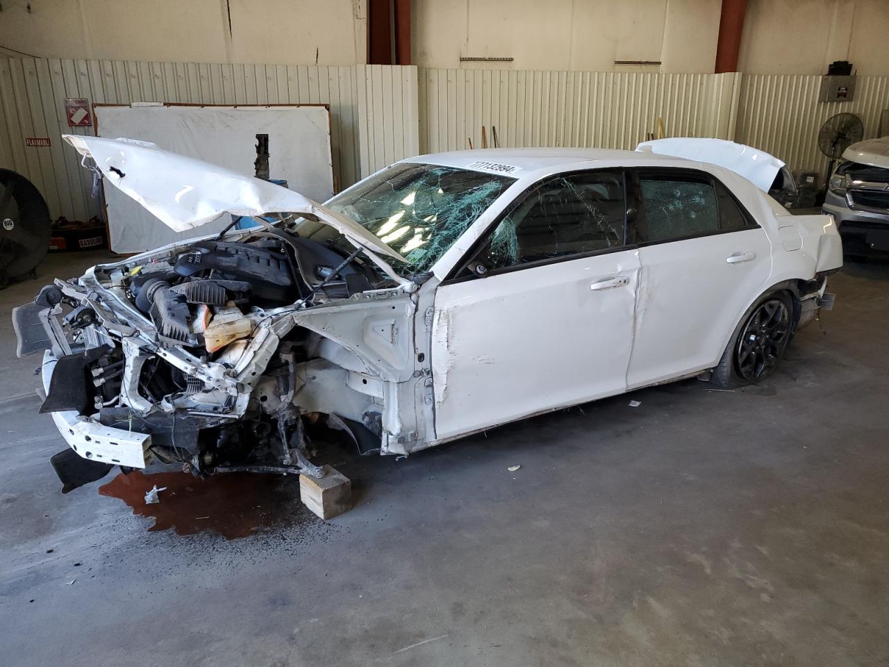 2019 Chrysler 300 VIN 2C3CCAGG4KH569806