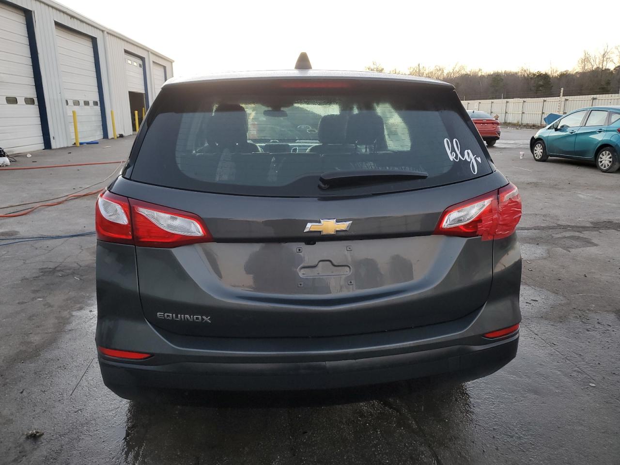 2019 Chevrolet Equinox VIN 2GNAXHEV0K6113922 Copart auction photo, front end damage thumbnail 6