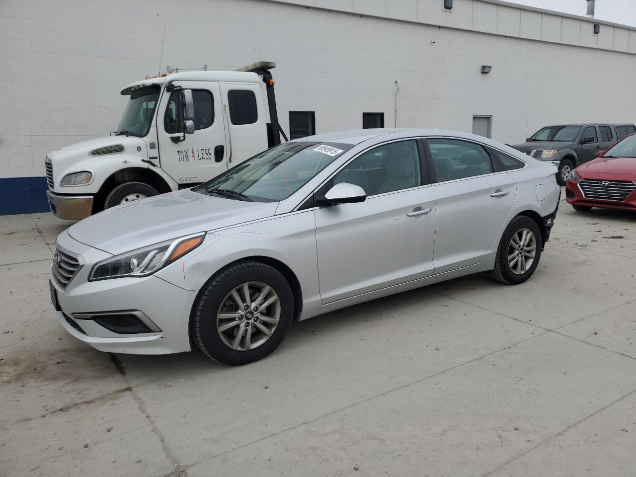 2017 Hyundai Sonata VIN 5NPE24AF9HH530881 - Copart auction photo