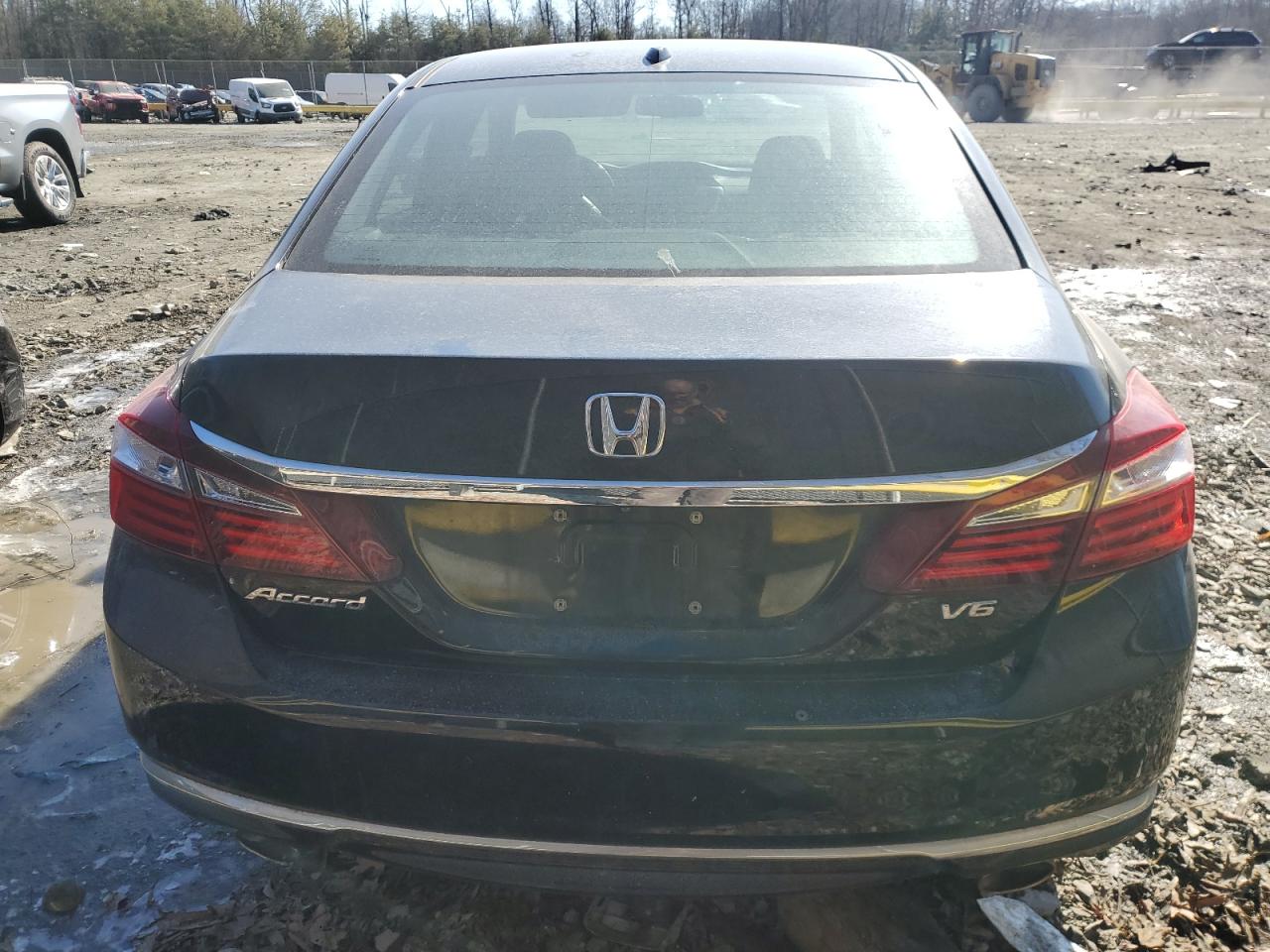 2016 Honda Accord VIN 1HGCR3F83GA013848 Copart auction photo, minor dent/scratches damage thumbnail 6