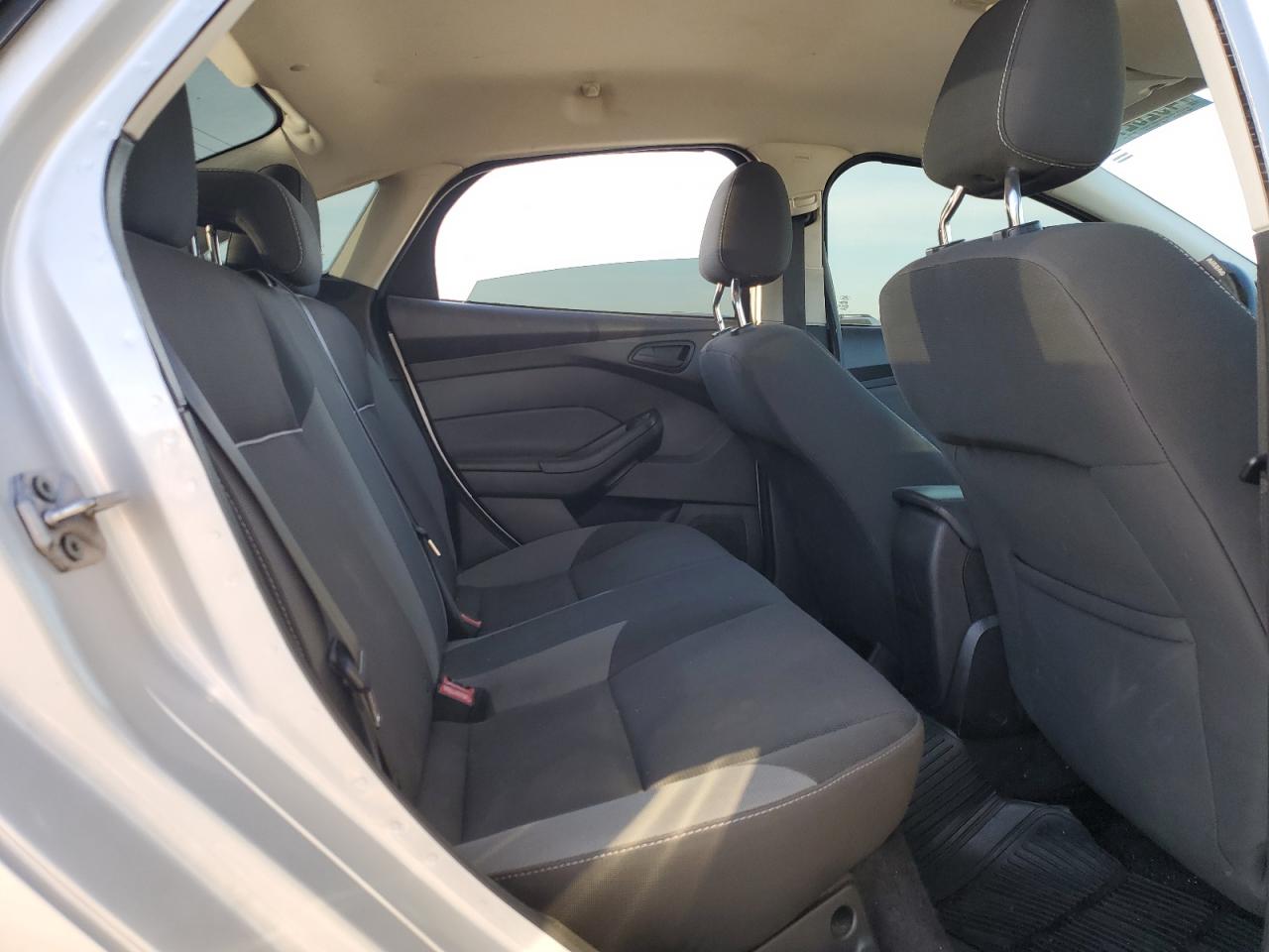 2012 Ford Focus VIN 1FAHP3F21CL217171 Copart auction photo, side / minor dent/scratches damage thumbnail 11