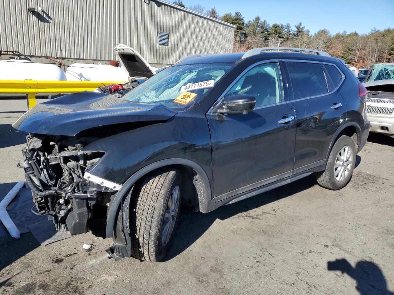 2017 Nissan Rogue VIN 5N1AT2MV3HC837117