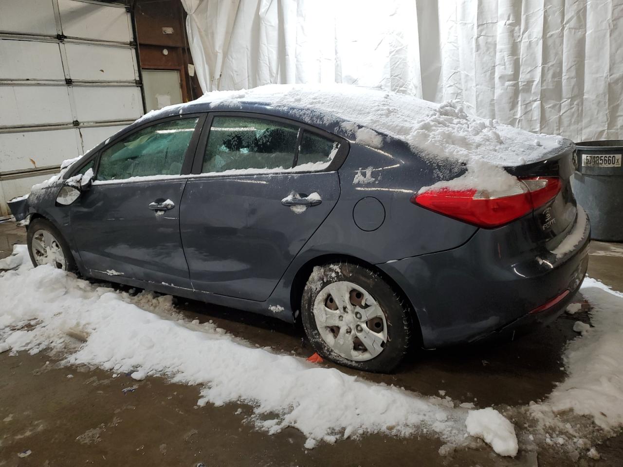 2015 KIA Forte VIN KNAFX4A64F5336551 Copart auction photo, front end / side damage thumbnail 2