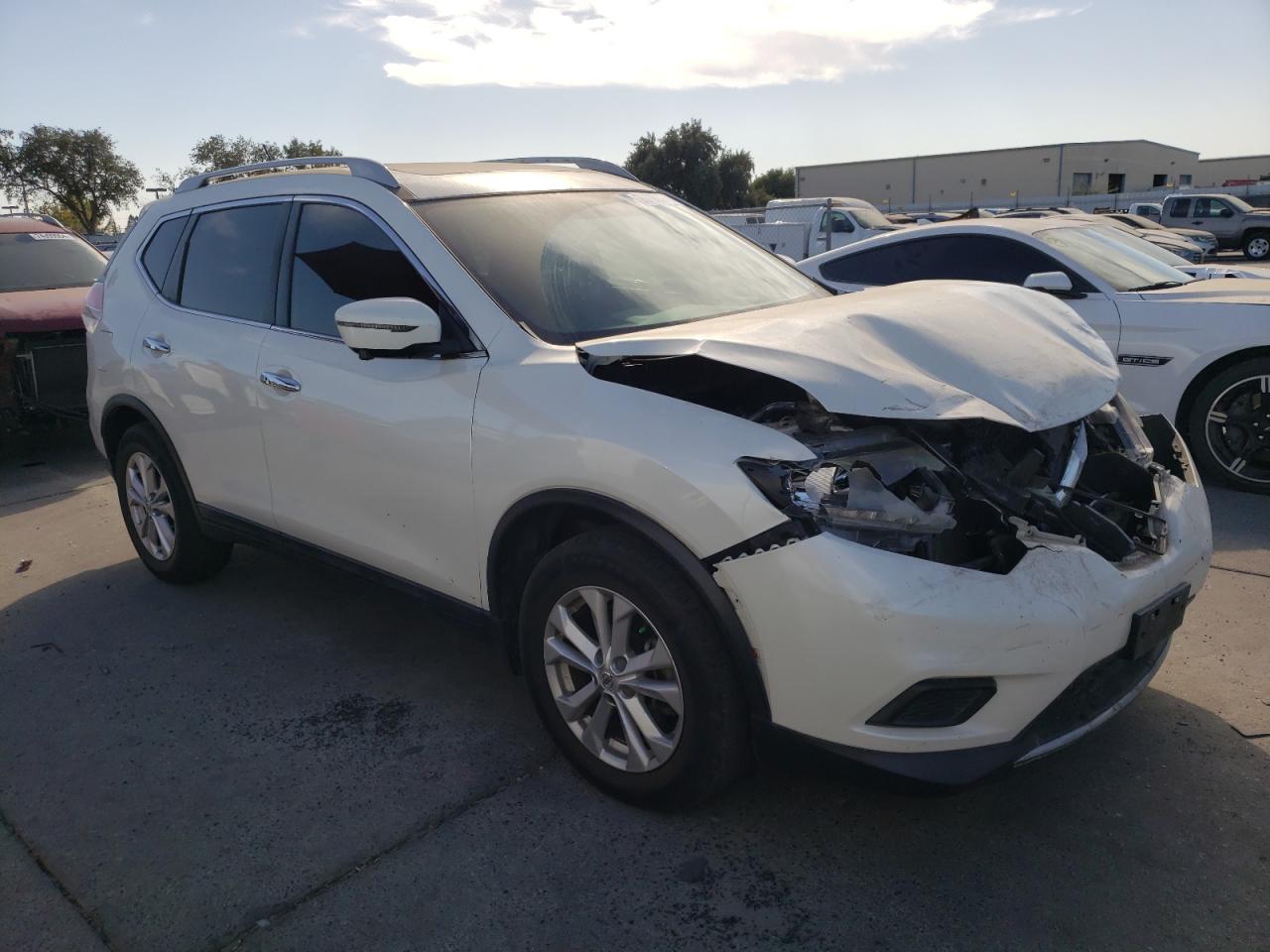 2016 Nissan Rogue VIN 5N1AT2MT4GC892740 Copart auction photo, front end damage thumbnail 4
