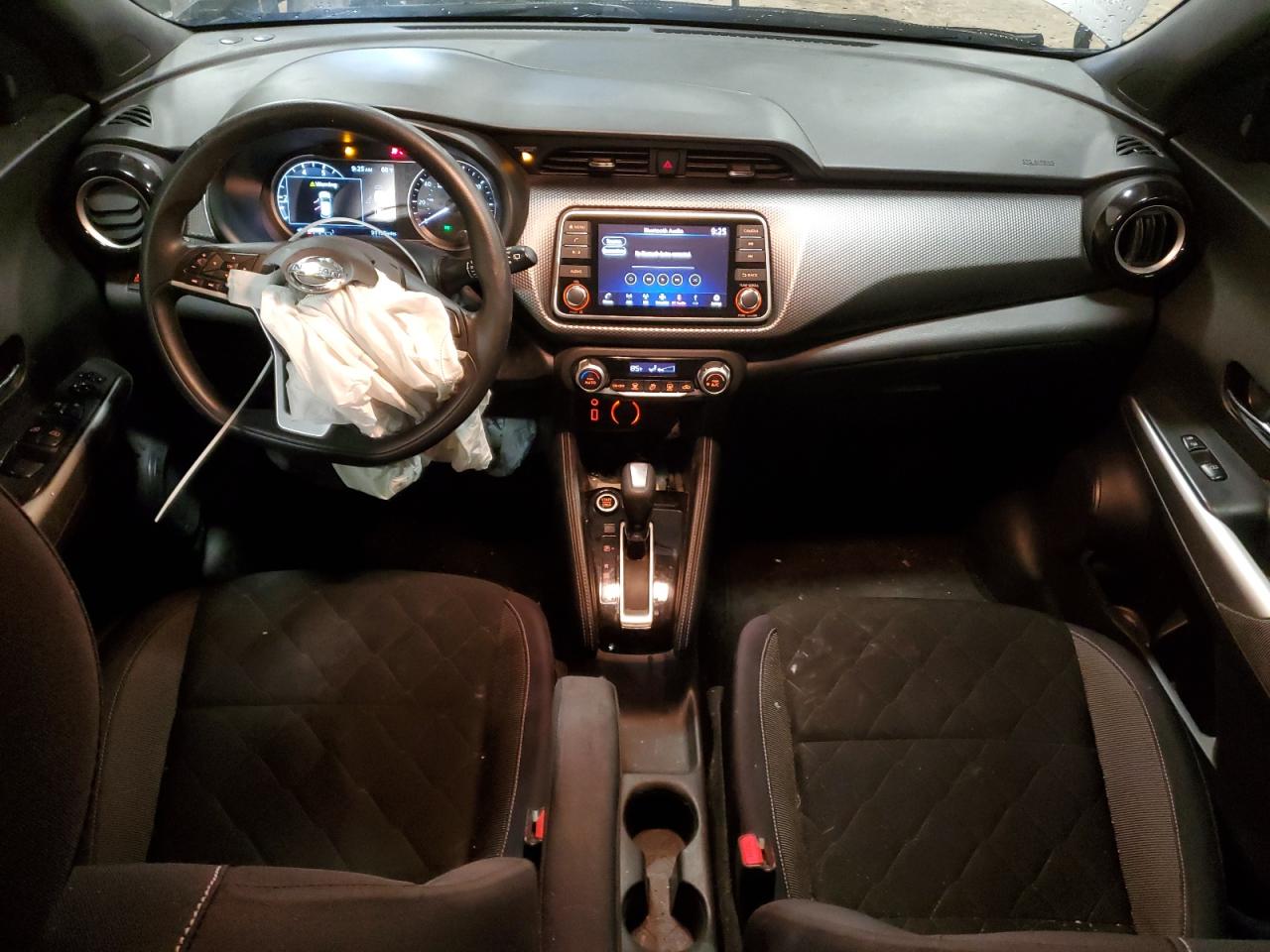 2019 Nissan Kicks VIN 3N1CP5CU0KL528845 Copart auction photo, front end damage thumbnail 8