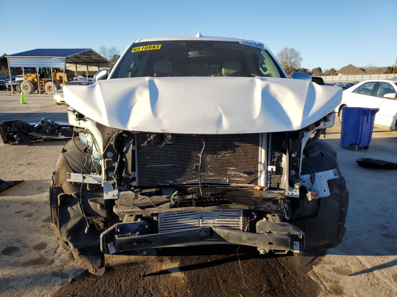 2020 Ford Expedition VIN 1FMJU1LT2LEA61065 Copart auction photo, front end / minor dent/scratches damage thumbnail 5