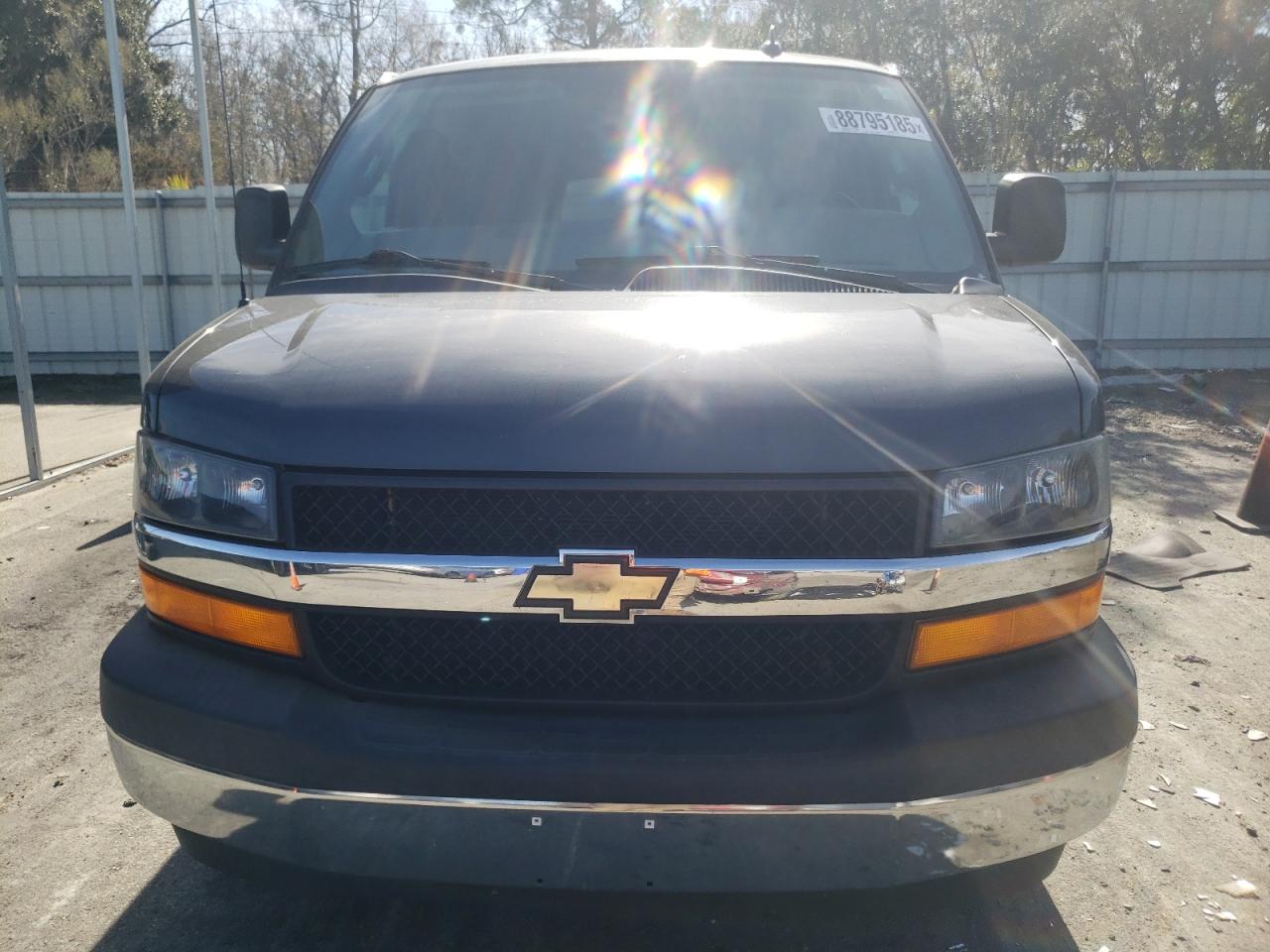 2017 Chevrolet Express VIN 1GAZGMFF5H1160797 Copart auction photo, side damage thumbnail 5