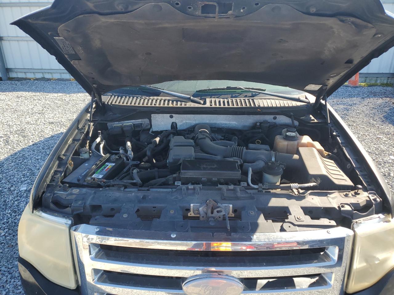 2007 Ford Expedition VIN 1FMFU17557LA03146 Copart auction photo, minor dent/scratches damage thumbnail 12
