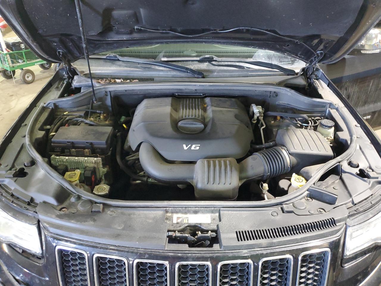 2015 Jeep Grand Cherokee VIN 1C4RJFCG8FC732562 Copart auction photo, rear end / front end damage thumbnail 12