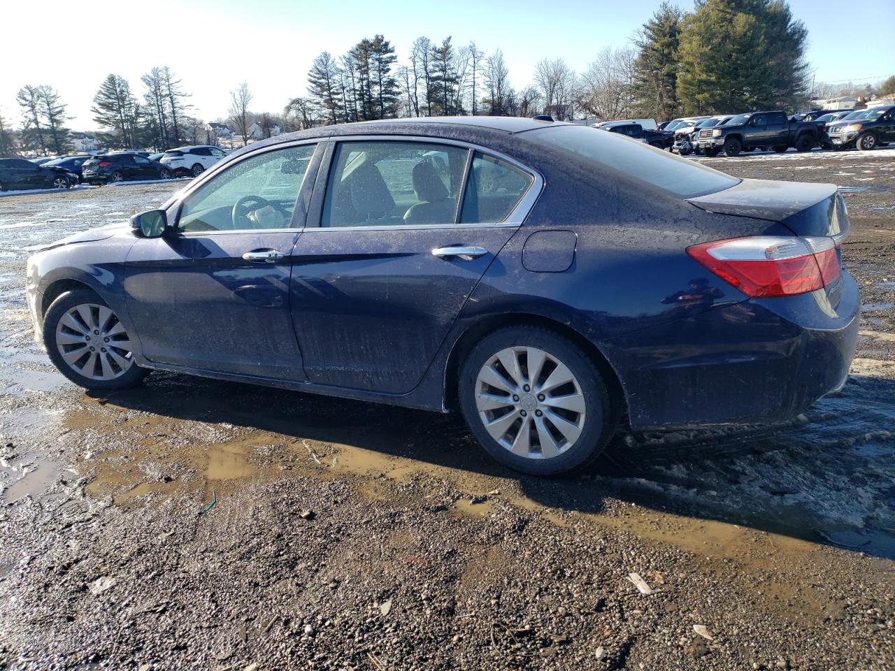 2015 Honda Accord VIN 1HGCR2F8XFA196075 Copart auction photo, front end / minor dent/scratches damage thumbnail 2