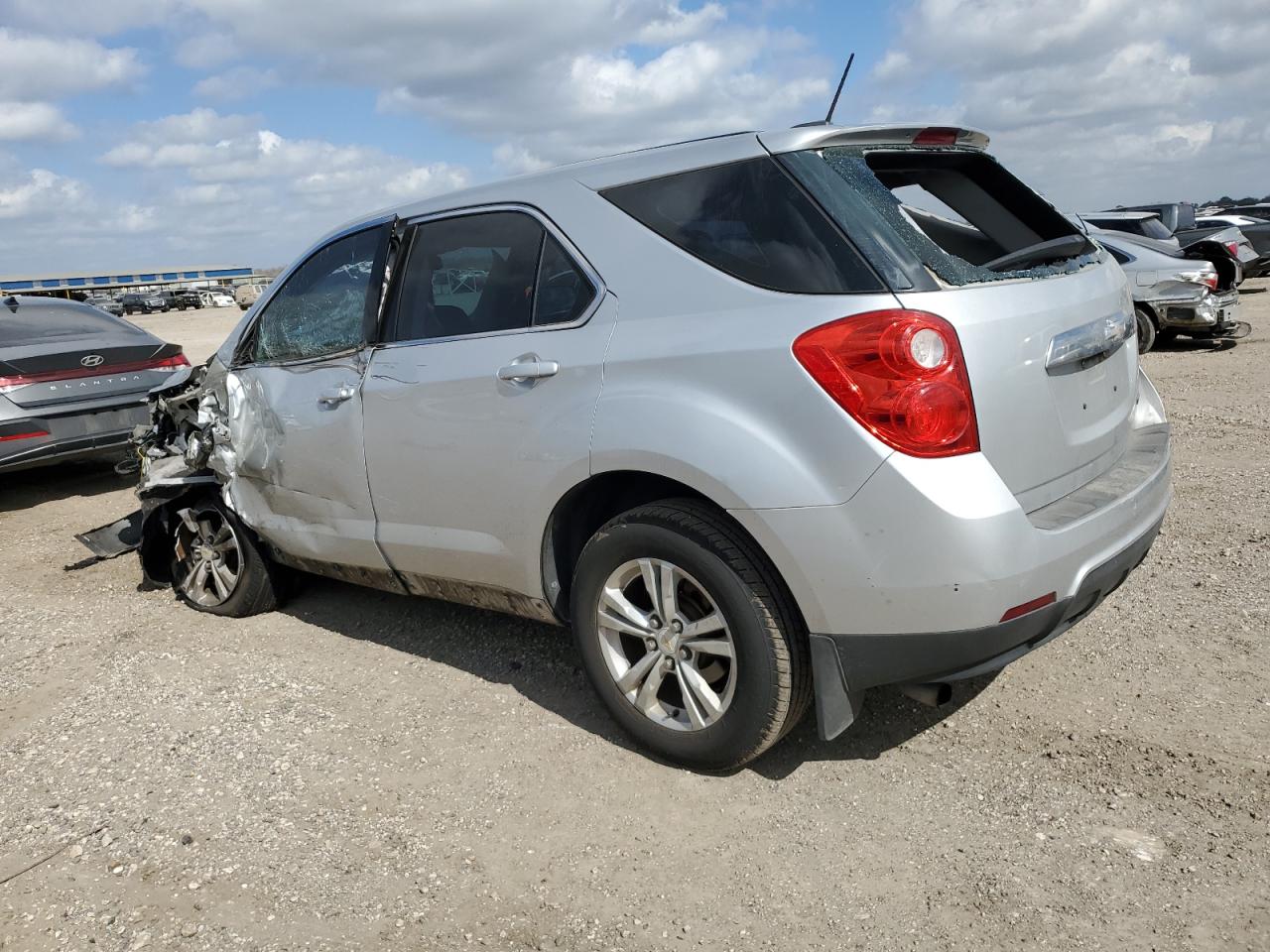 2015 Chevrolet Equinox VIN 1GNALAEK0FZ111011 Copart auction photo, front end / side damage thumbnail 2