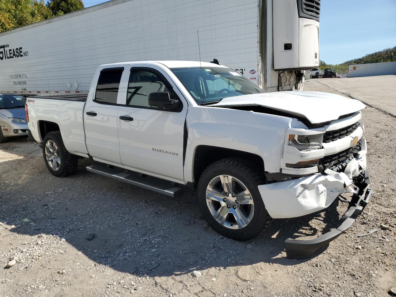 2017 Chevrolet Silverado VIN 1GCVKPEC3HZ154009 Copart auction photo, front end damage thumbnail 4