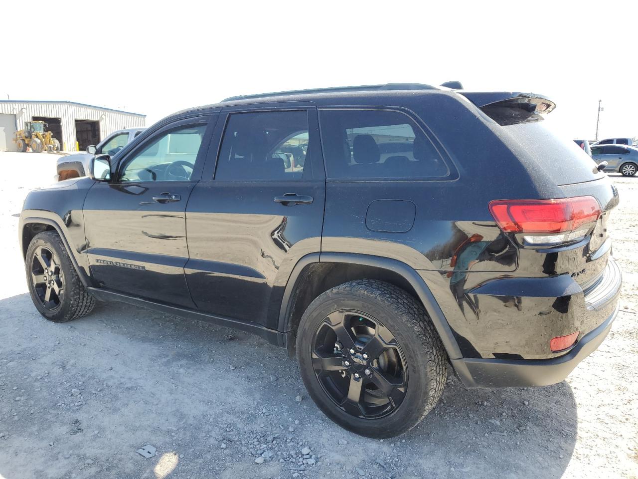 2018 Jeep Grand Cherokee VIN 1C4RJFAG3JC424937 Copart auction photo, top/roof / minor dent/scratches damage thumbnail 2