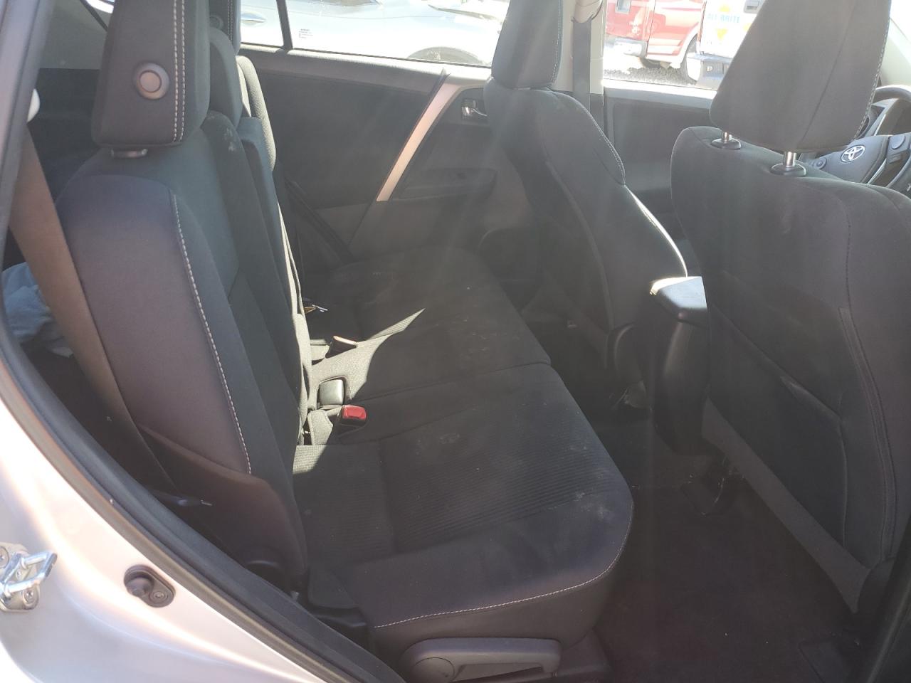 2015 Toyota RAV 4 VIN 2T3WFREV5FW202001 Copart auction photo, front end damage thumbnail 11
