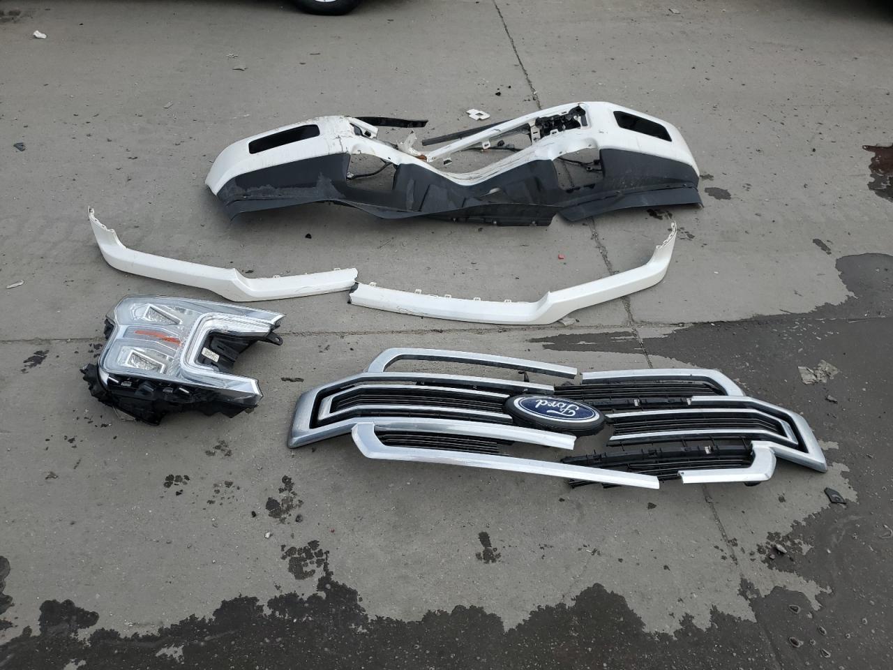 2019 Ford F-150 VIN 1FTEW1EG8KFC86230 Copart auction photo, front end damage thumbnail 12