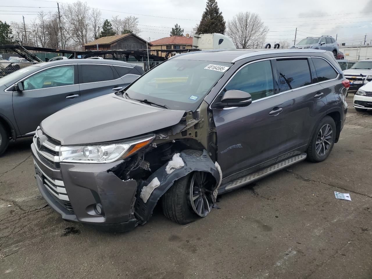 2017 Toyota Highlander VIN 5TDKZRFH5HS509428