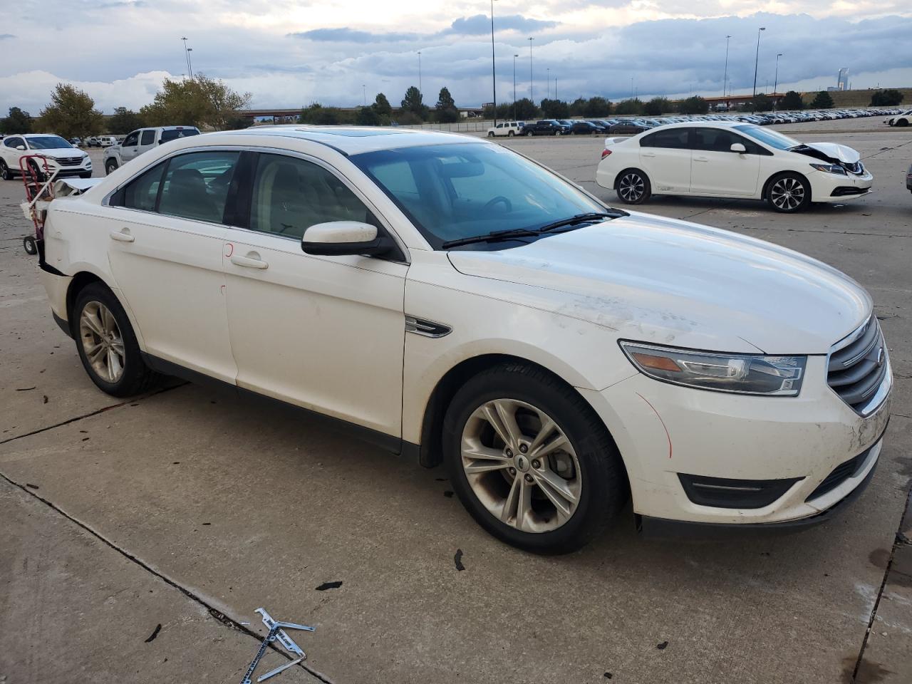 2014 Ford Taurus VIN 1FAHP2E86EG134072 Copart auction photo, rear end / minor dent/scratches damage thumbnail 4