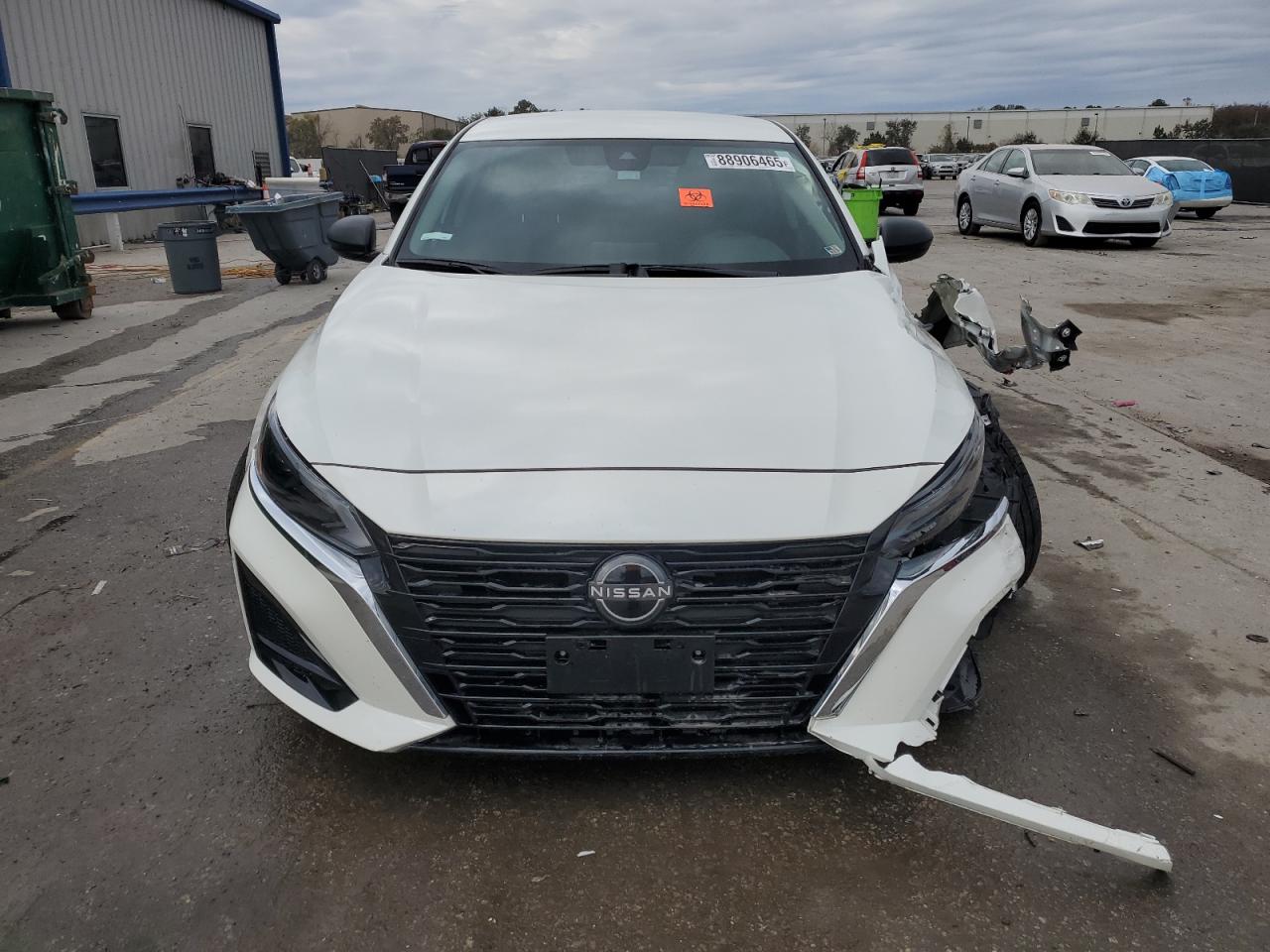 2024 Nissan Altima VIN 1N4BL4DVXRN317299 Copart auction photo, front end / side damage thumbnail 5