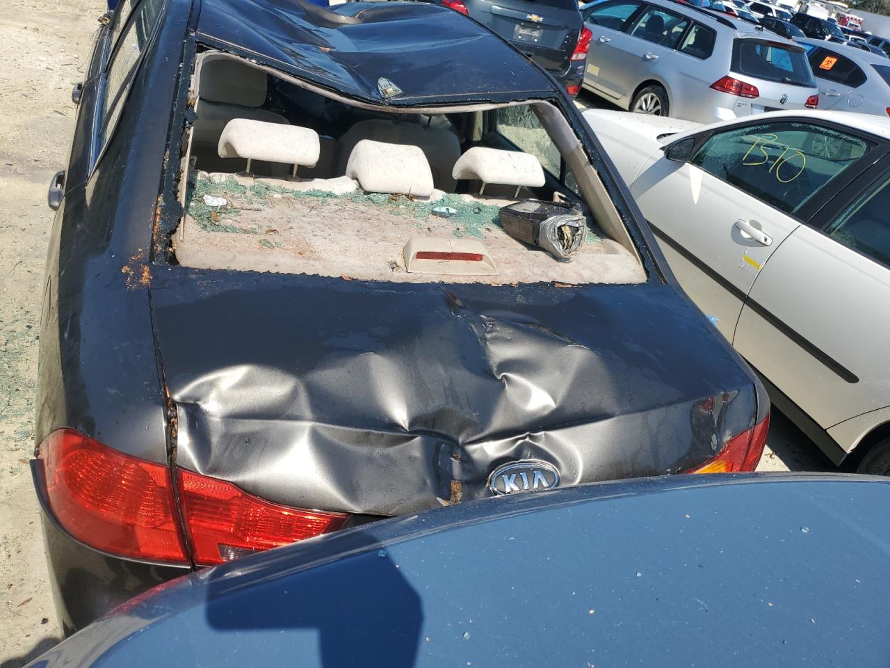 2010 KIA Optima VIN KNAGG4A83A5430872 Copart auction photo, water/flood / top/roof damage thumbnail 6