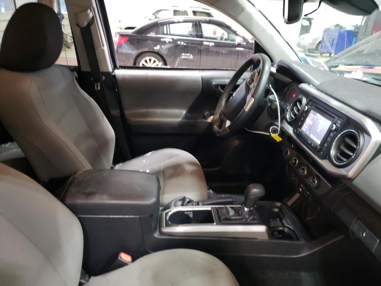 2018 Toyota Tacoma VIN 3TMCZ5AN6JM136707 Copart auction photo, side damage thumbnail 7