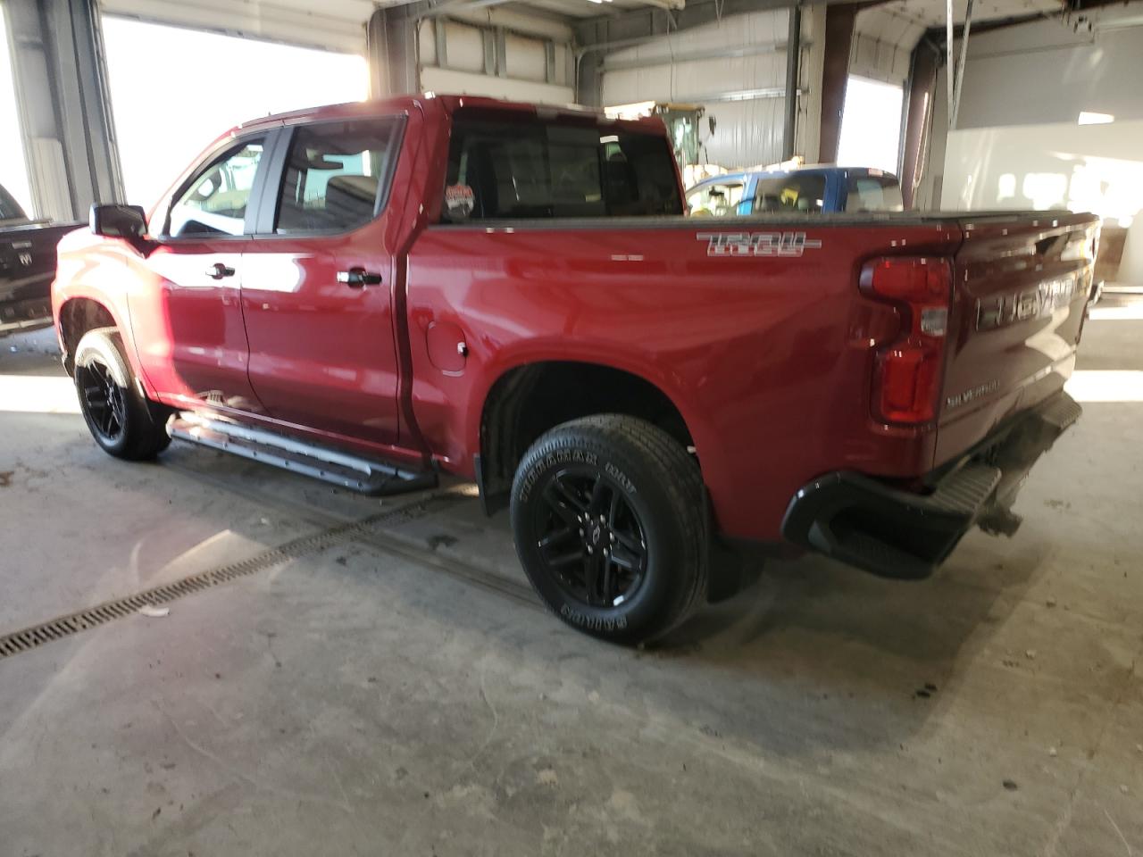 2019 Chevrolet Silverado VIN 3GCPYFED2KG138899 Copart auction photo, rear end / front end damage thumbnail 2
