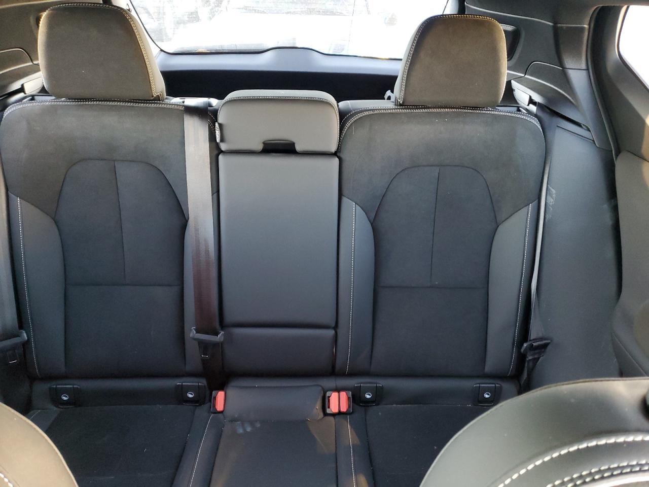 2022 Volvo XC40 VIN YV4ED3UB6N2764600 Copart auction photo, front end / minor dent/scratches damage thumbnail 10