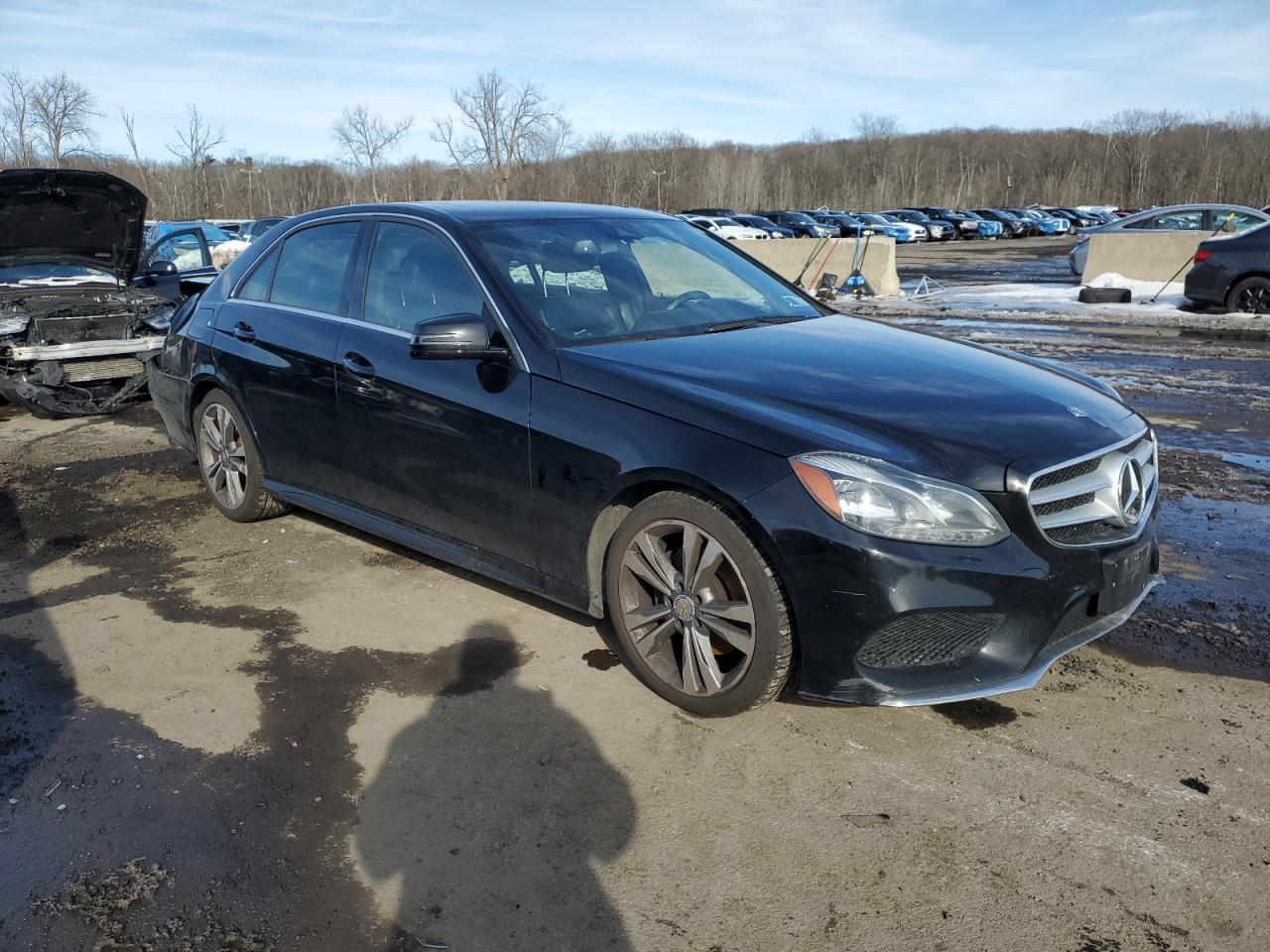 2014 Mercedes-Benz E-klasse VIN WDDHF8JB4EA859678 Copart auction photo, all over damage thumbnail 4