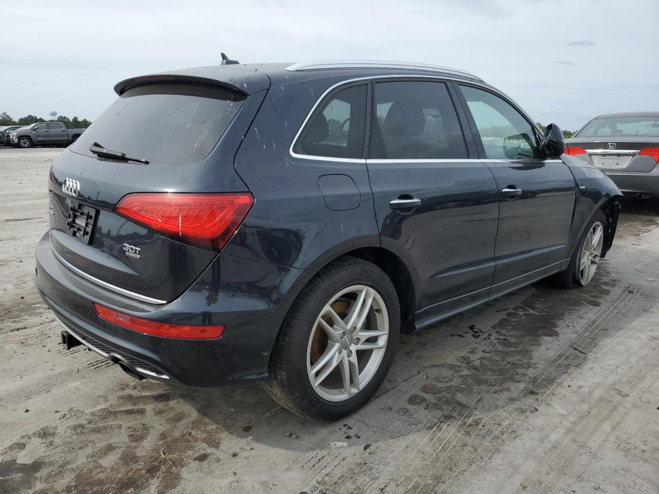 2017 Audi Q5 VIN WA1D7AFP2HA086449 Copart auction photo, front end / side damage thumbnail 3