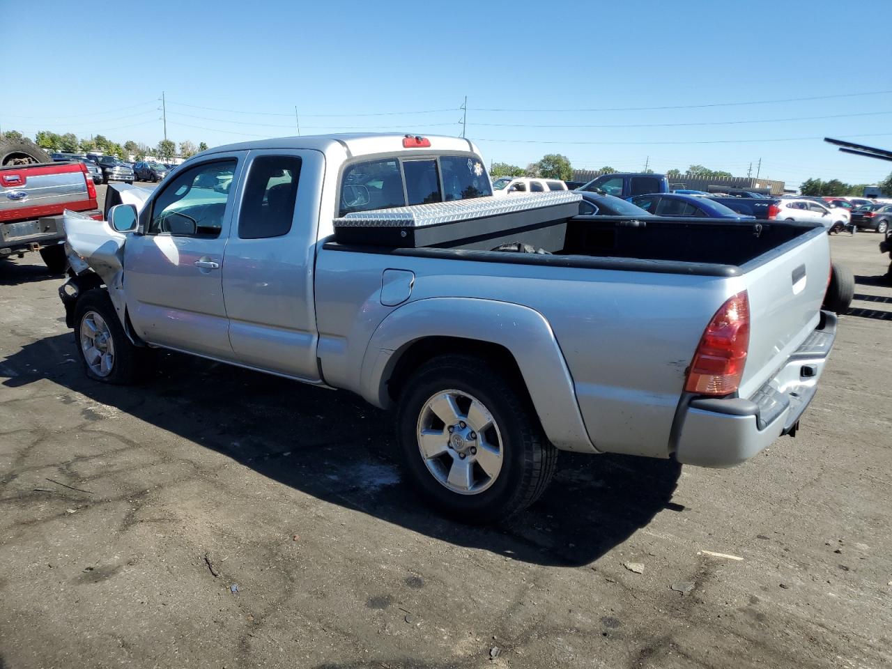 2008 Toyota Tacoma VIN 5TEUU42N08Z547755 Copart auction photo, all over damage thumbnail 2